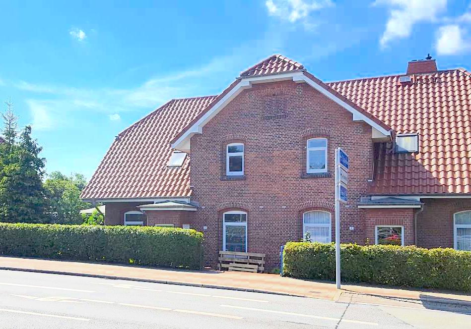 Featured image for “Hoebelstraße 5 <br>Haus auf 2 Etagen, 130 m²<br> max. 10 Personen<br>gr. Garten + Grill, 3 x Bad”